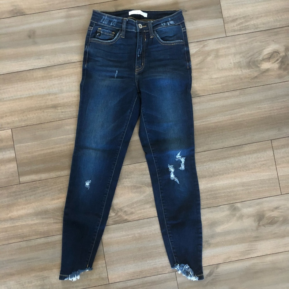 KanCan Skinny Jeans with Frayed Hem- Size 3/25